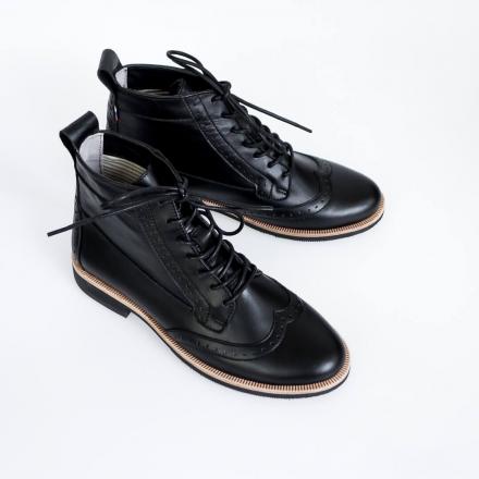 Зимние женские ботинки броги Isadora Black