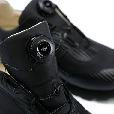 Кроссовки с системой быстрой шнуровки CODE Carbon Black Trek SL