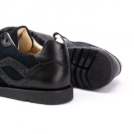 Кожаные брогированные кроссовки Sabotage Brogue Back to Black
