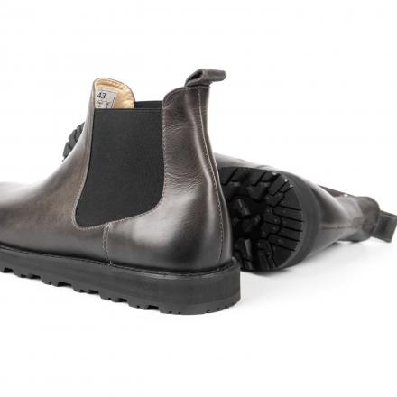 Классические ботинки челси на усиленной прошитой подошве Chelsea Hike Graphite