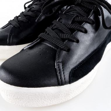 Кожаные кеды Orongo Back to Black из чёрной кожи и замши на белой подошве