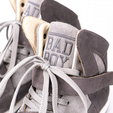 Кроссовки Bad Boy Grey Grey — ретрофутуризм из замши