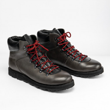 Ботинки Hiker Asphalt — кожа пул-ап серого цвета с красной шнуровкой