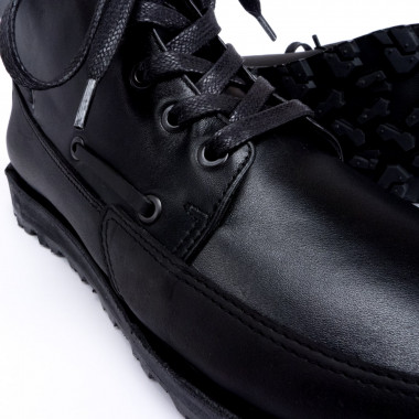 Ботинки Paladin Oil Black из чёрной кожи и жированного нубука на массивной подошве