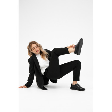 Женские броги Brigitte All Black — чёрная кожа на лёгкой платформе